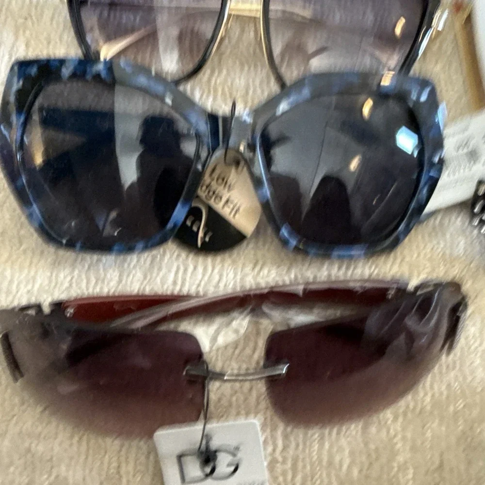 20 NEW Pairs of Designer Polarized Sunglasses All Tags- H&M,NineWest, Southpole+